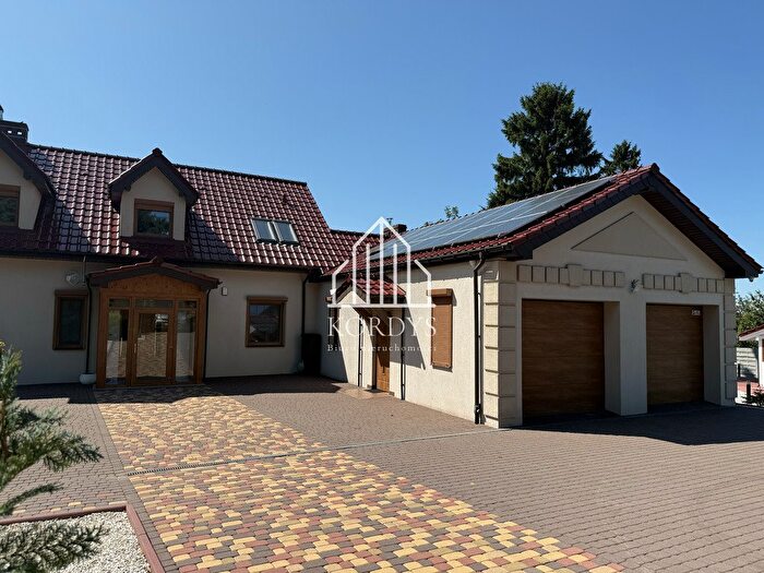 Dom 4-pokojowy na sprzedaż, Karnice