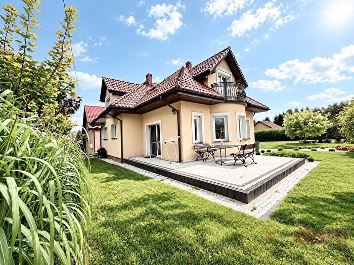 Dom 5-pokojowy na sprzedaż, Wilków