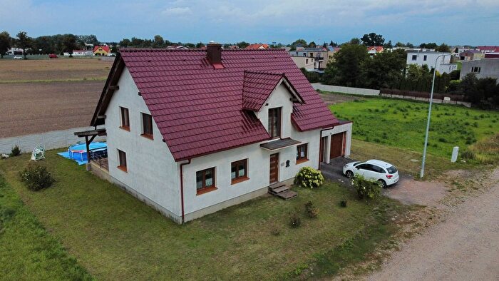 Dom 5-pokojowy na sprzedaż, Niechanowo