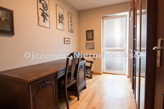 Mieszkanie 4-pokojowe do wynajęcia, Bydgoszcz