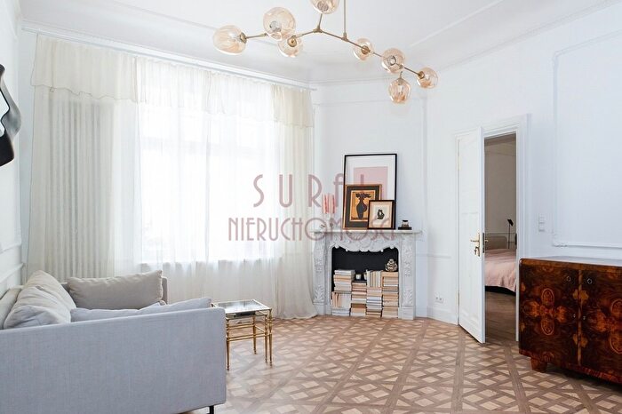 Mieszkanie 3-pokojowe na sprzedaż, Warszawa – przy Nowogrodzkiej / apartament / winda / balkon / kamienica /r.