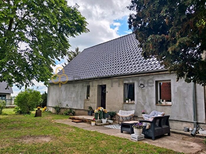 Dom 3-pokojowy na sprzedaż, Bieniów