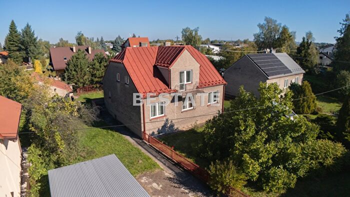 Dom 6-pokojowy na sprzedaż, Zgłobice