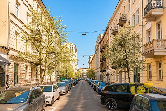 Mieszkanie 3-pokojowe na sprzedaż, Warszawa – Wilcza