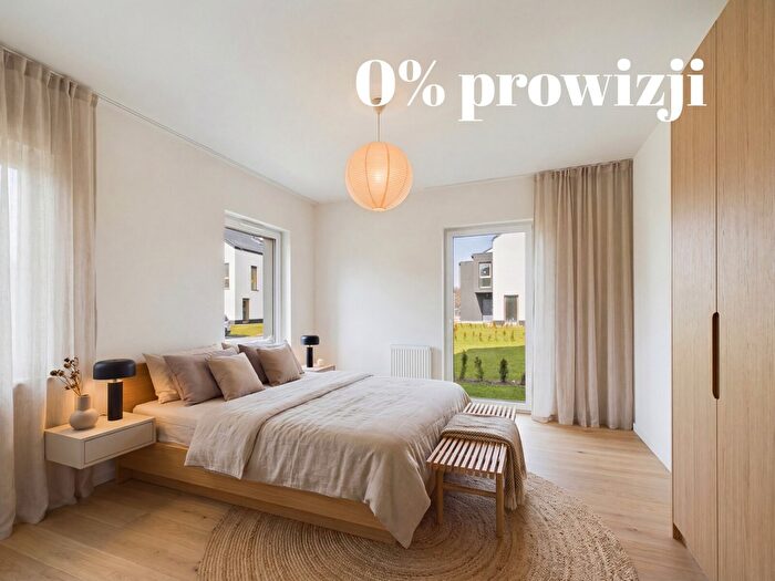 Mieszkanie 3-pokojowe na sprzedaż, Otrębusy
