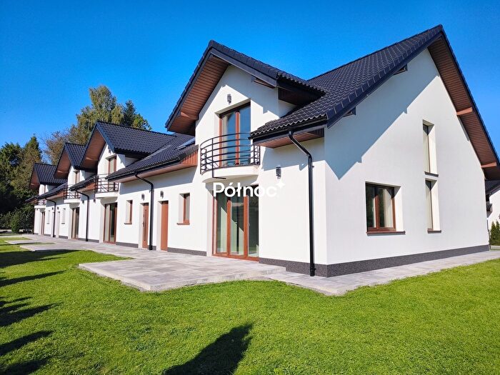 Dom 3-pokojowy na sprzedaż, Ustrobna