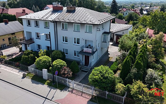 Dom 7-pokojowy na sprzedaż, Busko-Zdrój