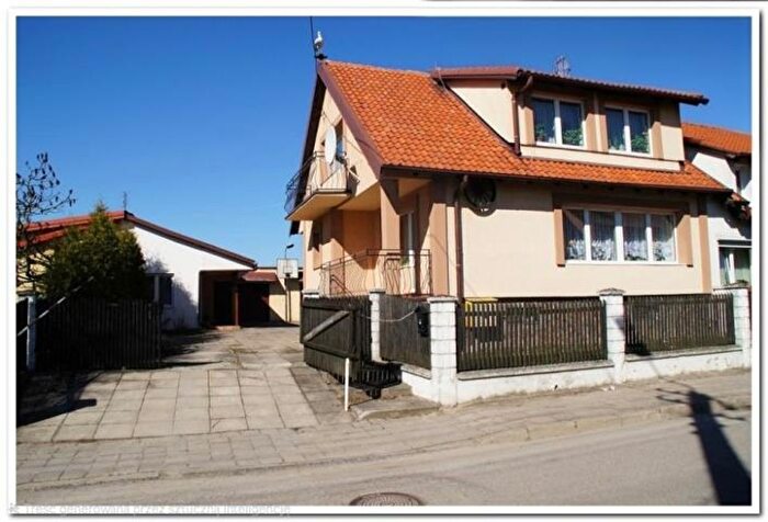 Dom 4-pokojowy na sprzedaż, Giżycko