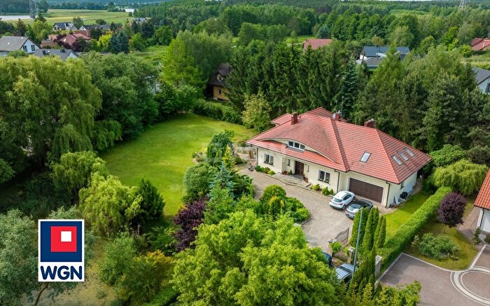Dom 6-pokojowy na sprzedaż, Borówiec