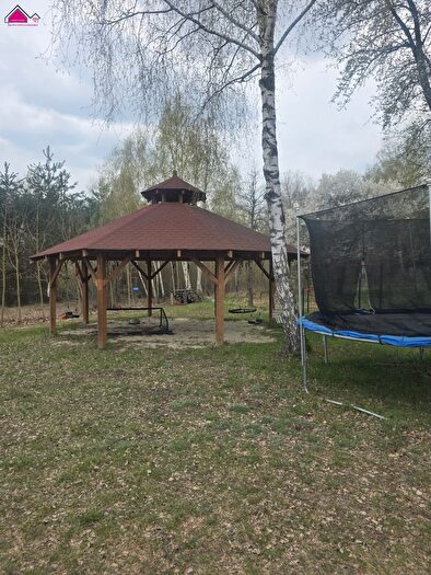 Dom 3-pokojowy na sprzedaż, Świętne