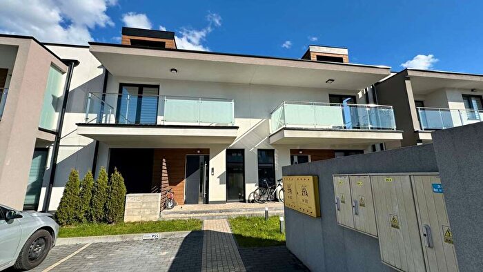 Mieszkanie 3-pokojowe na sprzedaż, Rzeszów – Jazowa