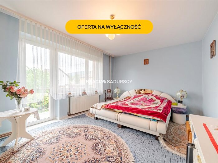 Dom 7-pokojowy na sprzedaż, Osieczany