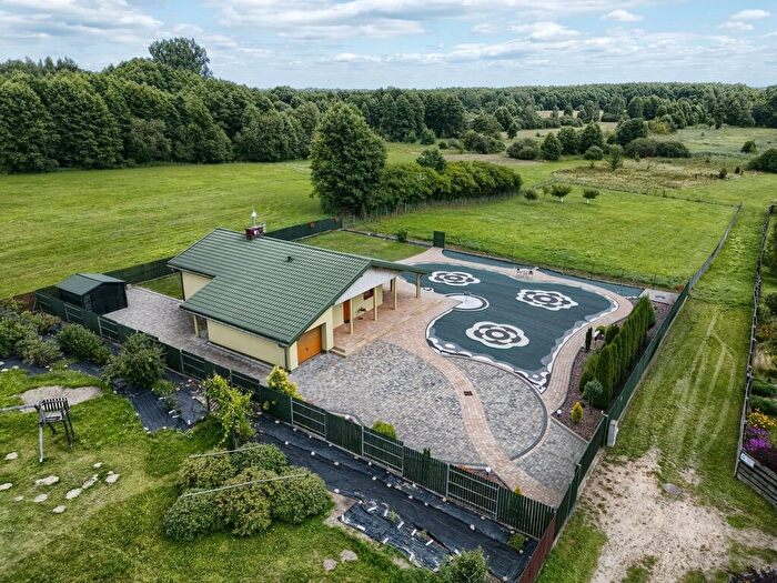 Dom 3-pokojowy na sprzedaż, Udrzyn