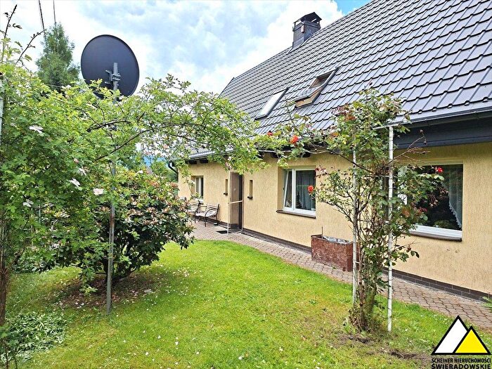 Dom 5-pokojowy na sprzedaż, Giebułtów