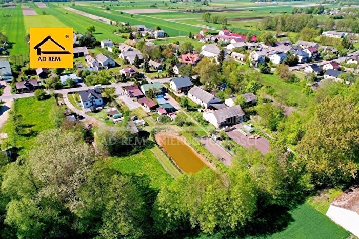 Dom 3-pokojowy na sprzedaż, Mikłusy