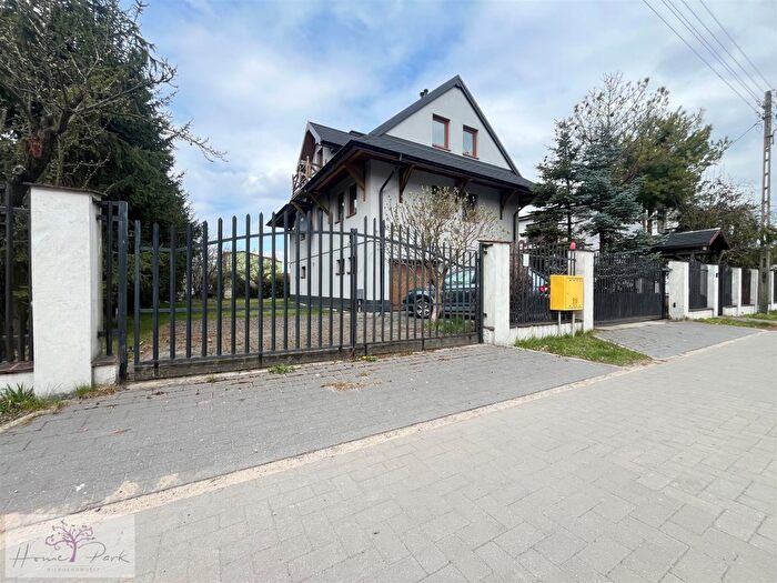 Dom 5-pokojowy na sprzedaż, Łódź