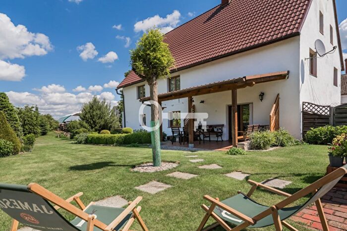 Dom 5-pokojowy na sprzedaż, Dobroszów