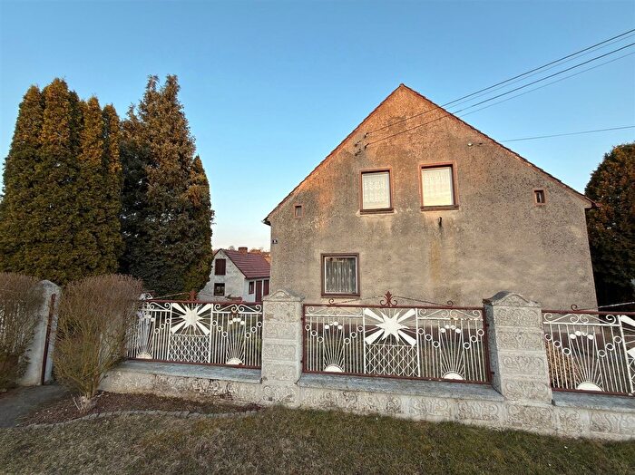 Dom 6-pokojowy na sprzedaż, Zalesie Śląskie