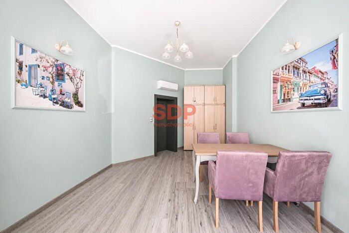 Mieszkanie 4-pokojowe na sprzedaż, Wrocław – Gliniana