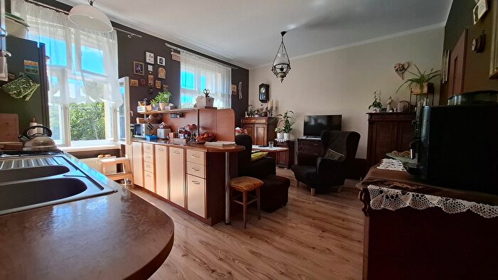 Mieszkanie 4-pokojowe na sprzedaż, Jelenia Góra – Plac Piastowski