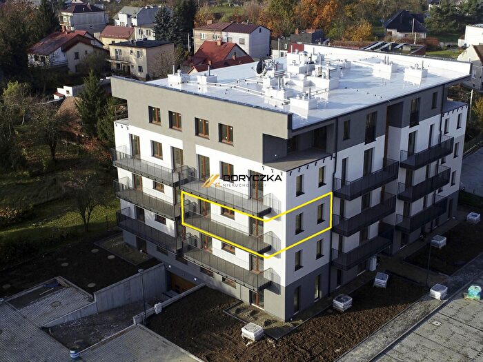 Mieszkanie 3-pokojowe na sprzedaż, Żabno