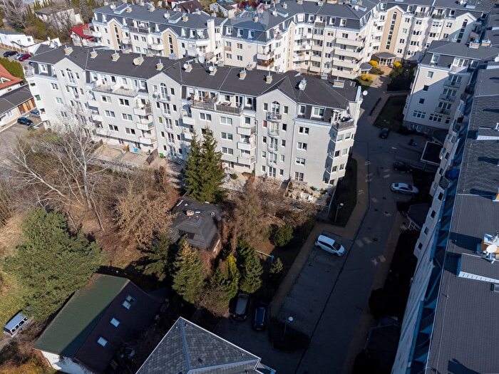 Mieszkanie 2-pokojowe na sprzedaż, Konstancin-Jeziorna – Bielawska