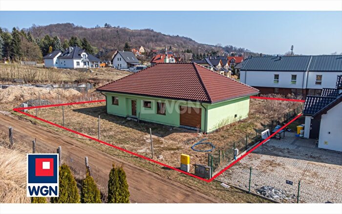 Dom 4-pokojowy na sprzedaż, Jeżów Sudecki – Jeżów Sudecki