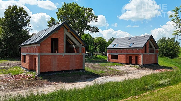 Dom 5-pokojowy na sprzedaż, Goszcza