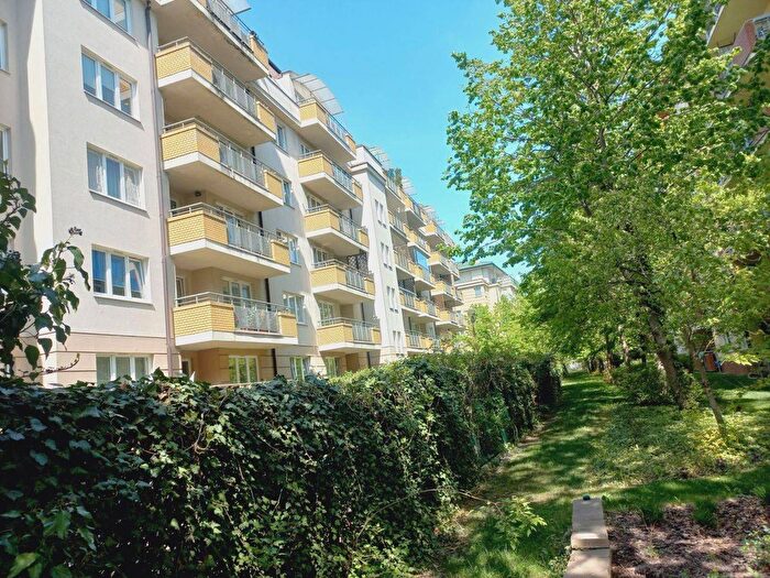 Mieszkanie 4-pokojowe na sprzedaż, Warszawa – Al.Kasztanowa, metro Kabaty