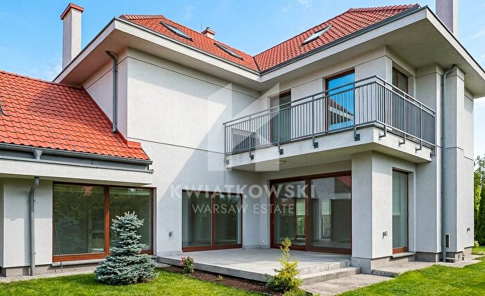 Dom 7-pokojowy do wynajęcia, Warszawa – Bruzdowa