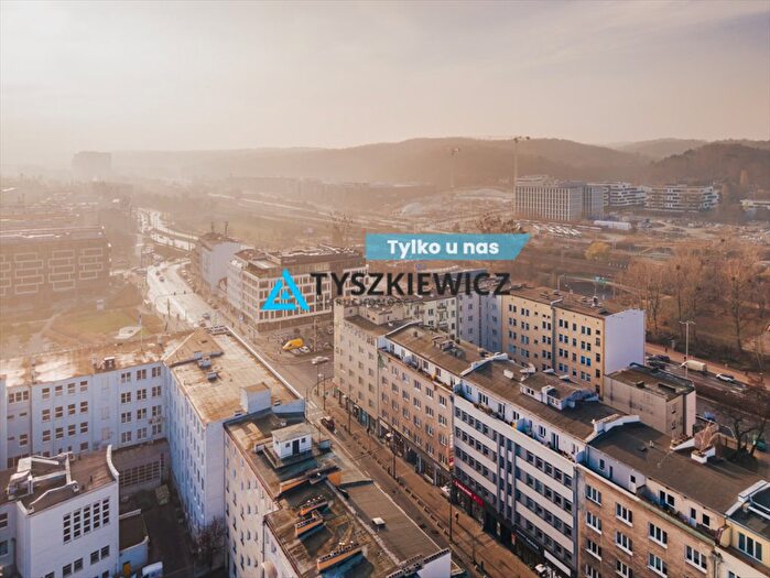 Mieszkanie 4-pokojowe na sprzedaż, Gdynia – Świętojańska