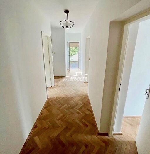 Dom 5-pokojowy do wynajęcia, Warszawa – Wałbrzyska