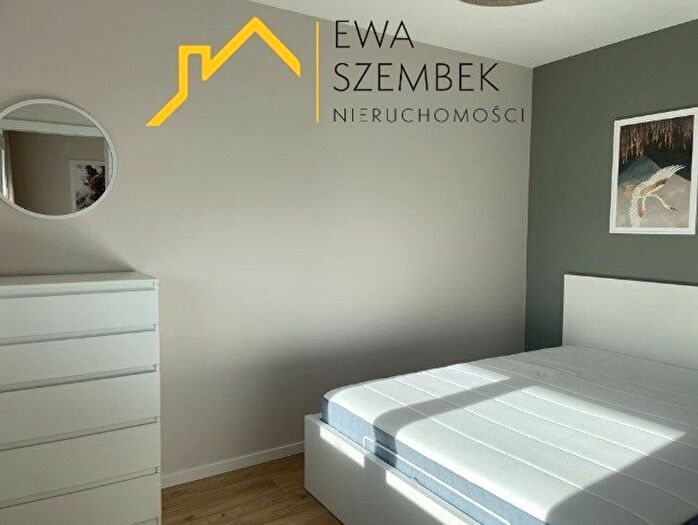 Mieszkanie 3-pokojowe na sprzedaż, Kraków – Aleja Pokoju