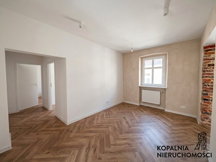 Mieszkanie 3-pokojowe do wynajęcia, Tarnowskie Góry