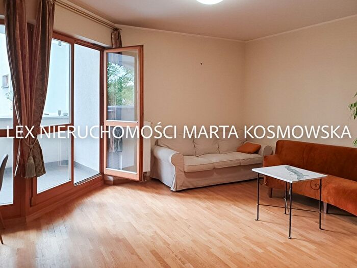 Mieszkanie 3-pokojowe do wynajęcia, Warszawa – Powsińska