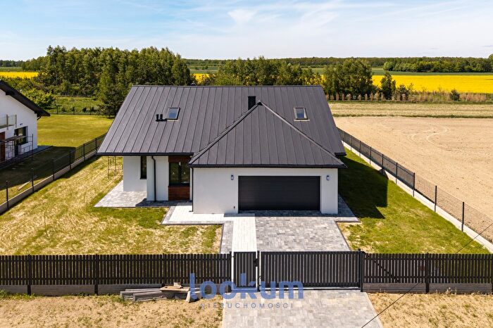 Dom 4-pokojowy na sprzedaż, Adamów