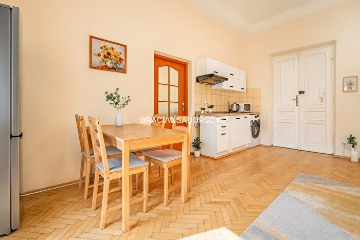 Mieszkanie 4-pokojowe na sprzedaż, Kraków – Długa