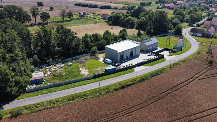Dom 6-pokojowy na sprzedaż, Stobno