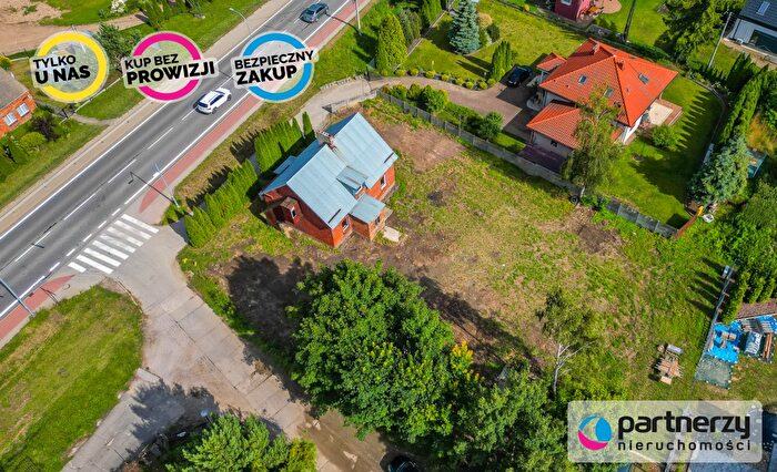 Dom 4-pokojowy na sprzedaż, Skowarcz