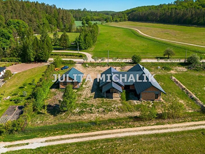 Dom 6-pokojowy na sprzedaż, Chmieleniec