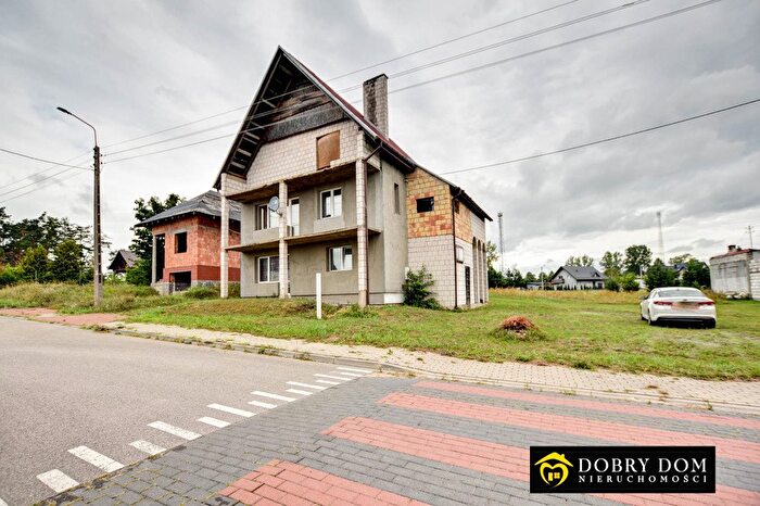 Dom 5-pokojowy na sprzedaż, Suraż