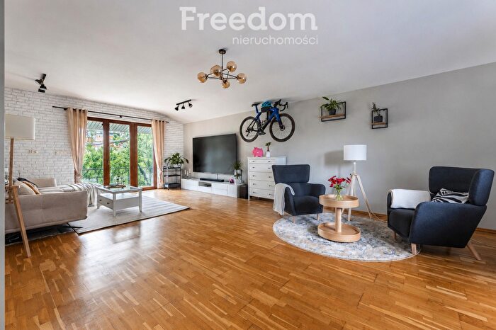 Dom 5-pokojowy na sprzedaż, Komorów – Słoneczna
