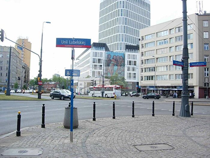 Mieszkanie 4-pokojowe do wynajęcia, Warszawa – al. Jana Chrystiana Szucha