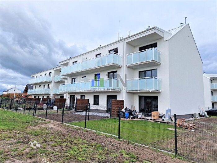 Mieszkanie 3-pokojowe na sprzedaż, Siechnice