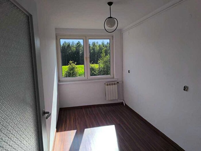 Mieszkanie 4-pokojowe na sprzedaż, Dobrodzień