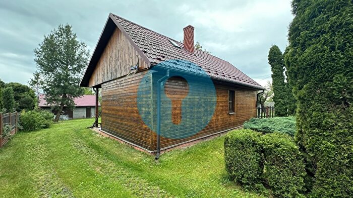 Dom 2-pokojowy na sprzedaż, Komórki