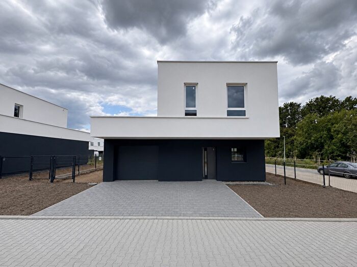 Dom 4-pokojowy na sprzedaż, Bytom – Spacerowa