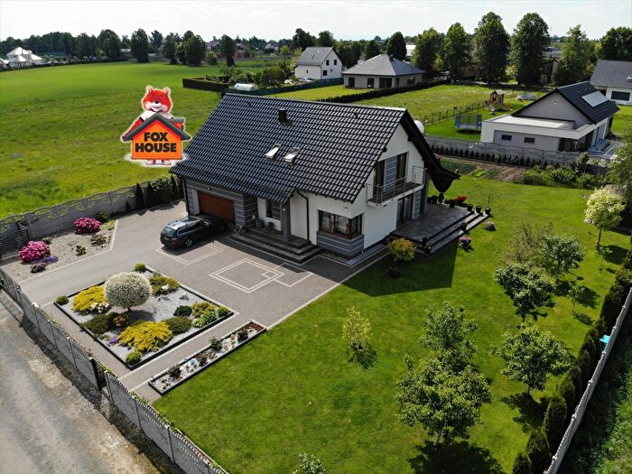 Dom 5-pokojowy na sprzedaż, Wykroty