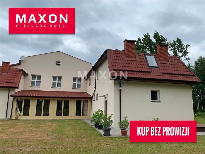 Dom 15-pokojowy na sprzedaż, Sawin