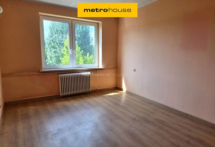 Mieszkanie 3-pokojowe na sprzedaż, Bierutów
